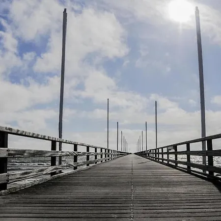 דירה Houseboat With 2 Bedrooms
