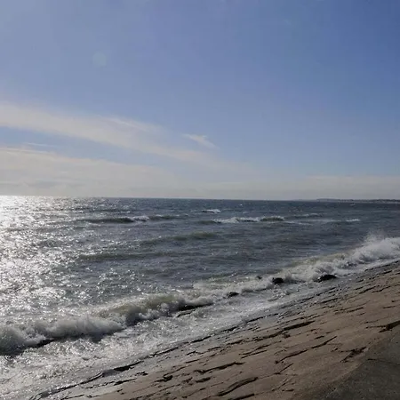 Houseboat With 2 Bedrooms דירה Großenbrode